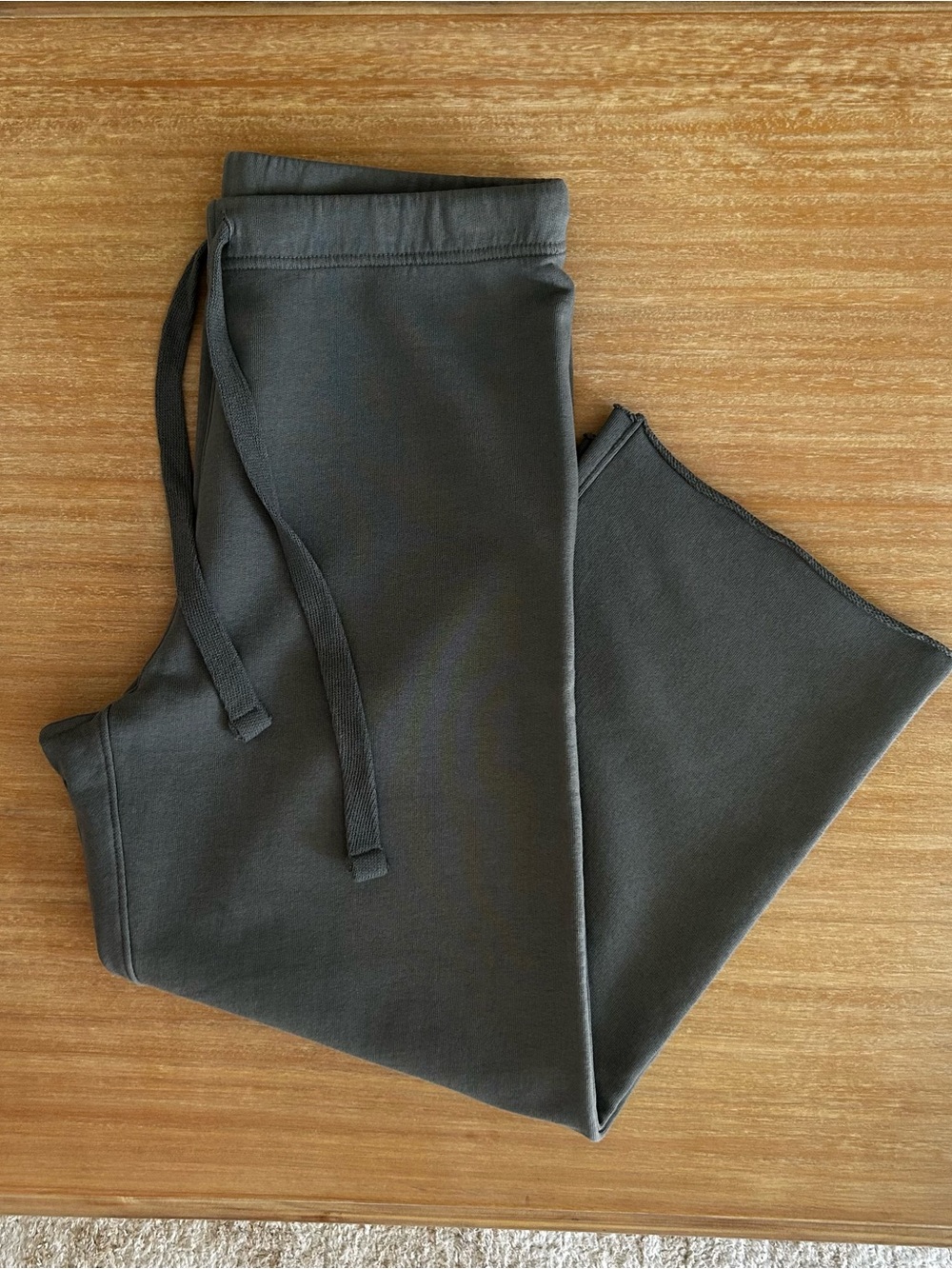 Frank & Eileen | Catherine Crop Wide Leg Sweatpants | Rosemary Green | Medium